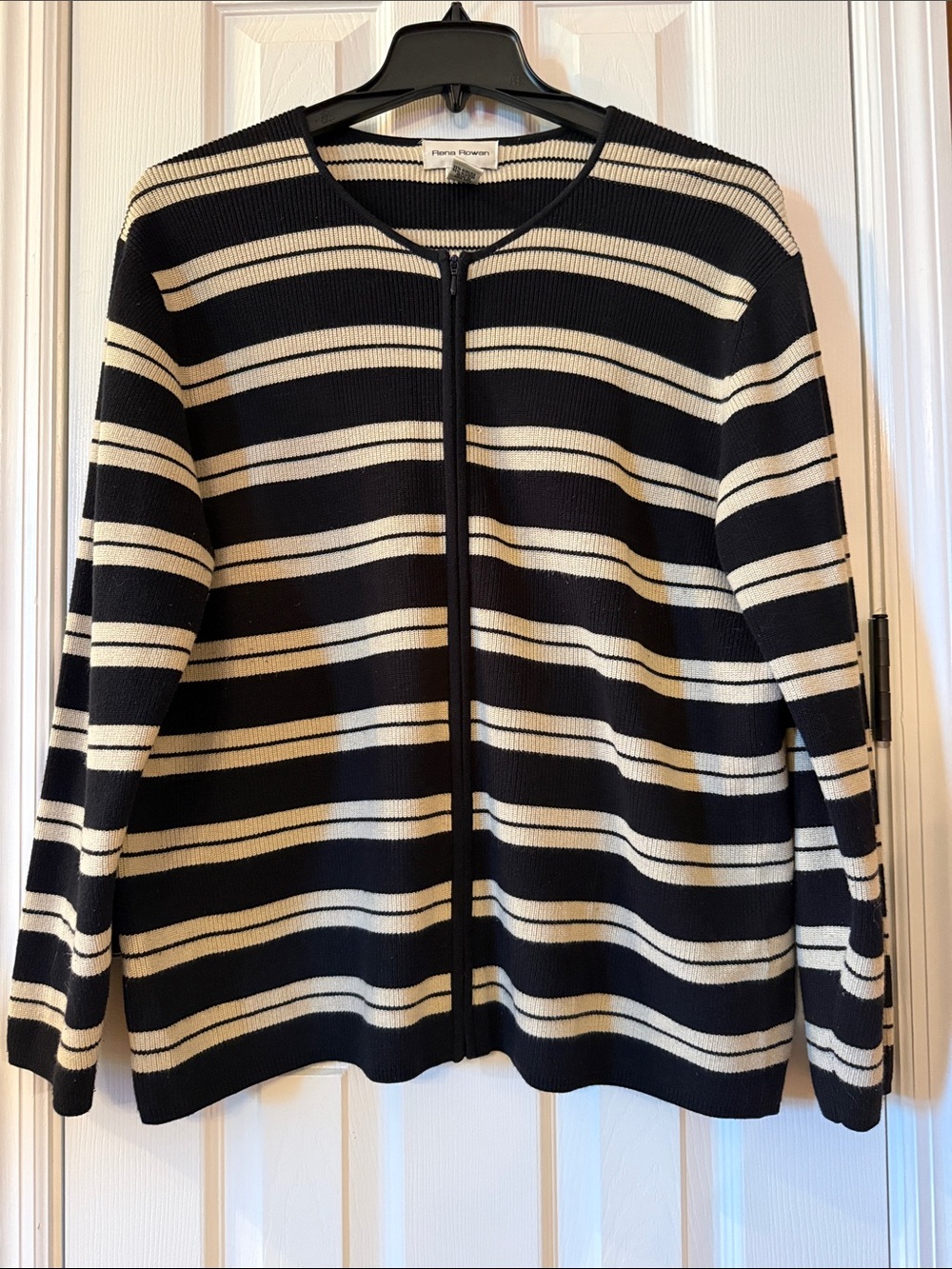 Rena Rowan Black and Cream Striped Zip-Front Cardigan